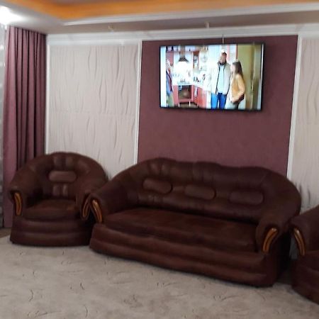 Apartment In A New House クレメンチューク エクステリア 写真