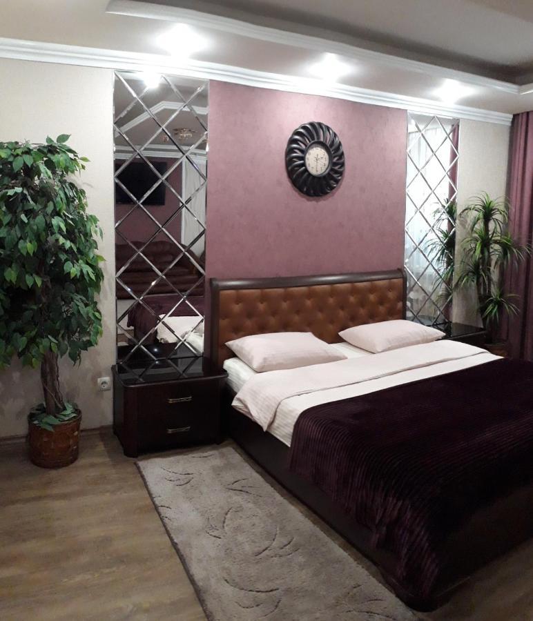 Apartment In A New House クレメンチューク エクステリア 写真