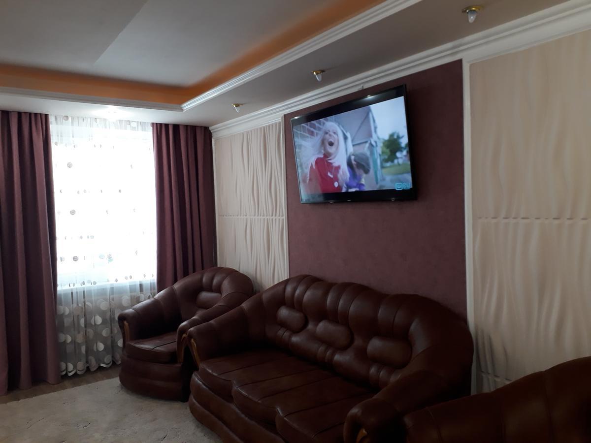 Apartment In A New House クレメンチューク エクステリア 写真